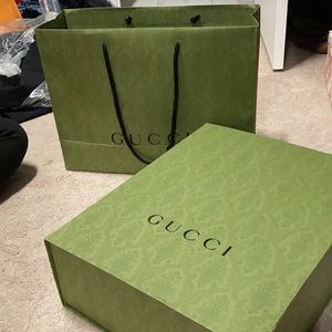Gucci shopping set